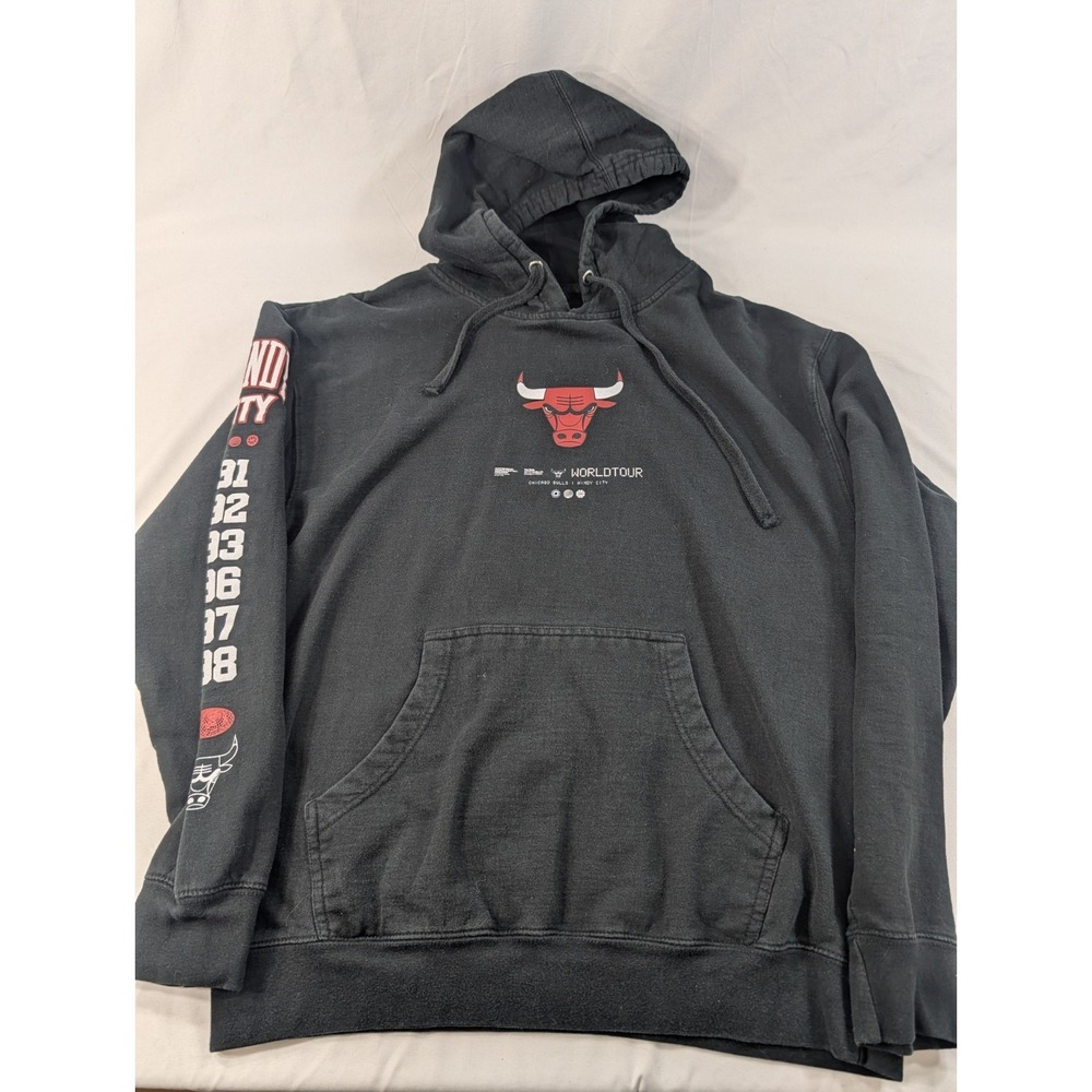 Chicago Bulls Mitchell Ness Bleacher Report Black World Tour‎ Hoodie LG